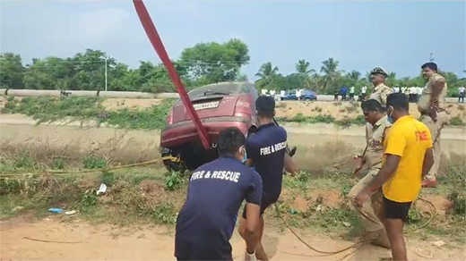 Car drown 